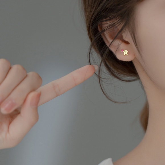 Trendy Jewels Gold and Ruby Gingerbread/Ghost/Little People Earrings - Picture 3 of 5